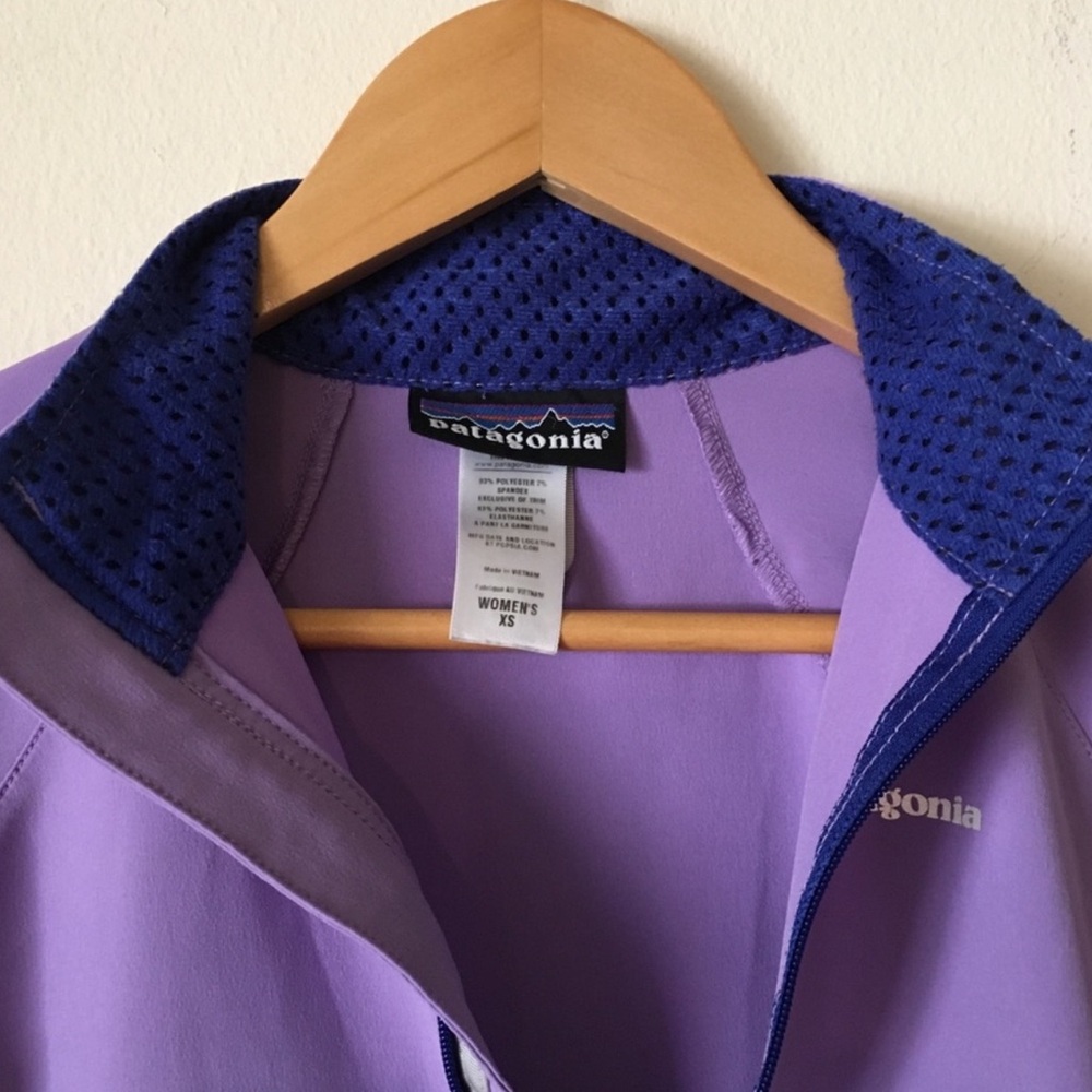 Patagonia Lightweight Performance Track Jacket - Picture 4 of 6
